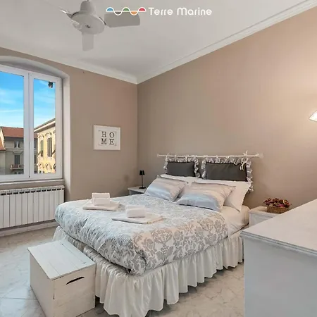 Apartment Gallery 3 La Spezia